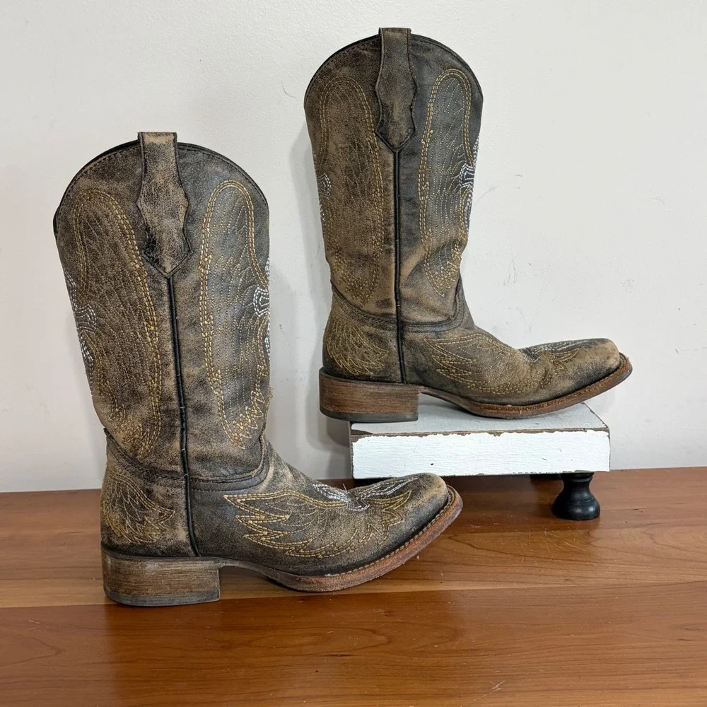 Corral Teens Distressed Brown Leather Cross Wing Embroidered Boots T30 Size 3.5Y